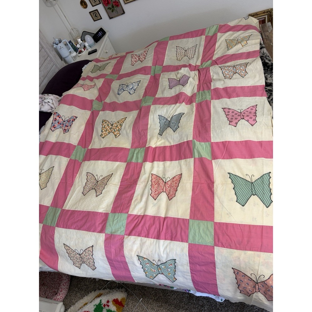 Vintage Atq Homemade Quilt Butterfly Feedsack Quilt Topper Homemade 99"x66"